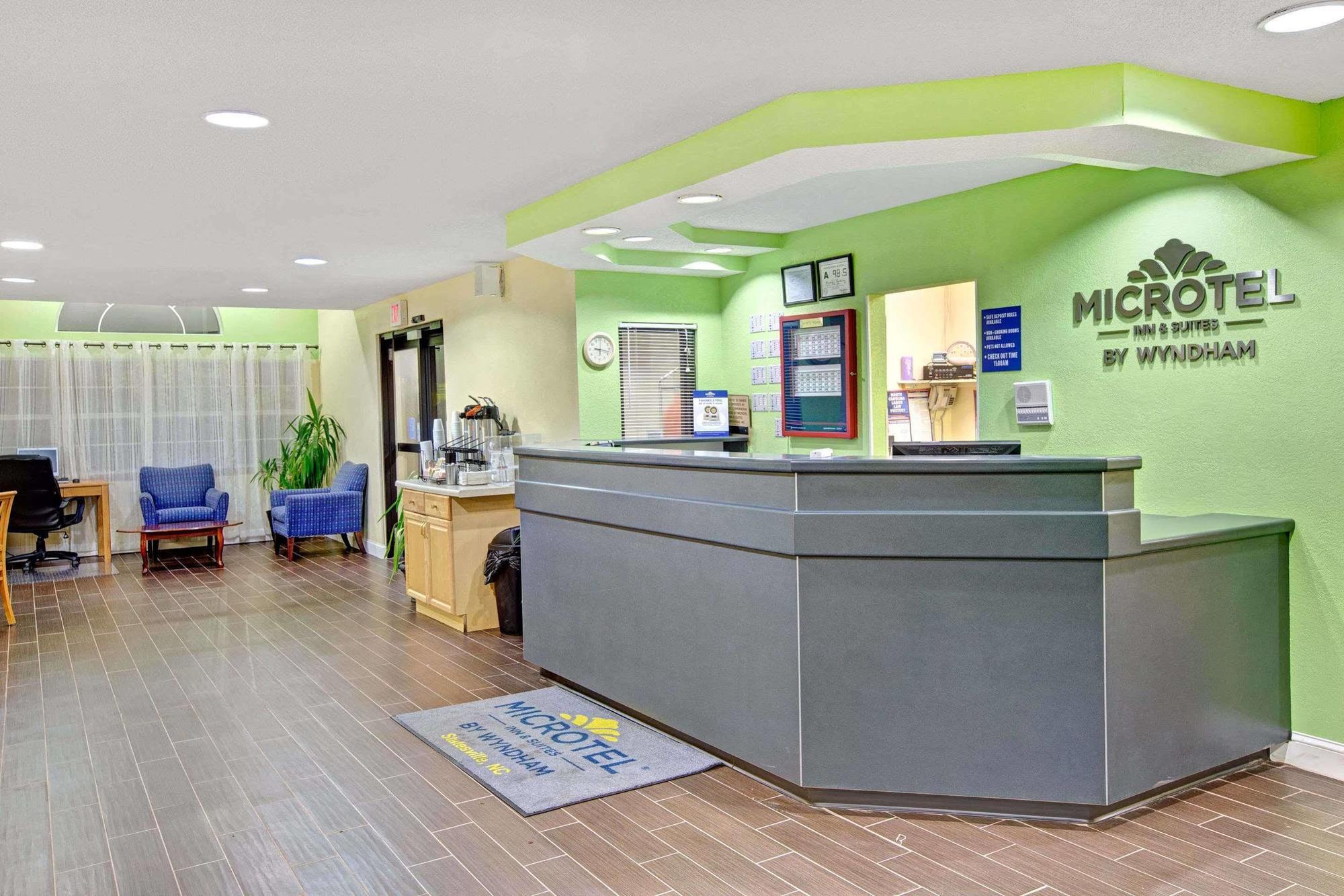 Microtel Inn & Suites By Wyndham Statesville Exterior foto